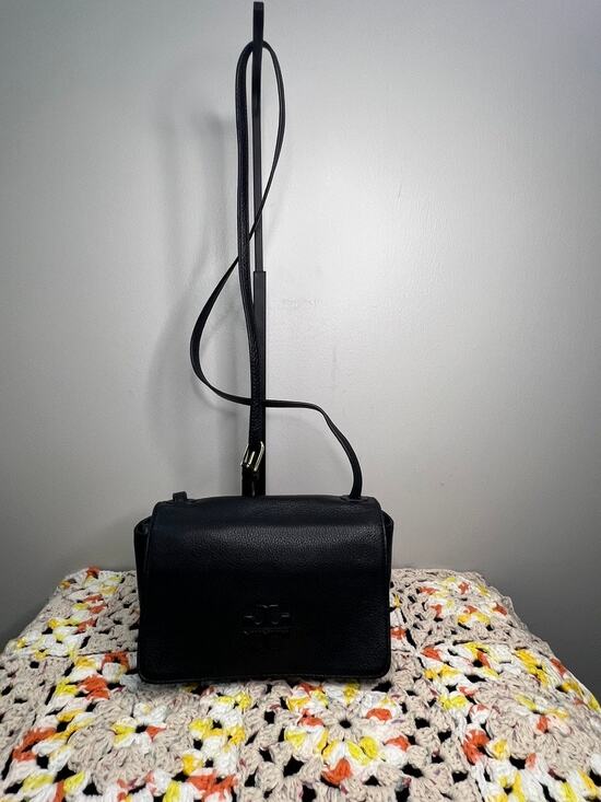 Tory Burch Handbags - Tory Burch Black Pebbled Leather Flap Crossbody Bag Adjustable Strap